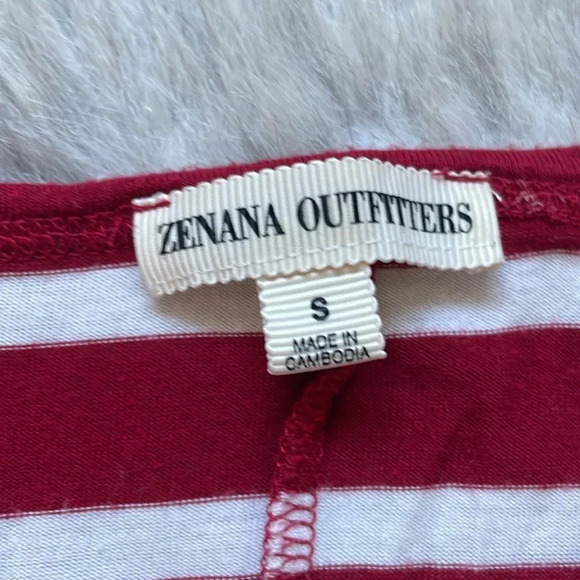 🔥4/$20 Zenana Outfitters Shirt - Picture 3 of 9